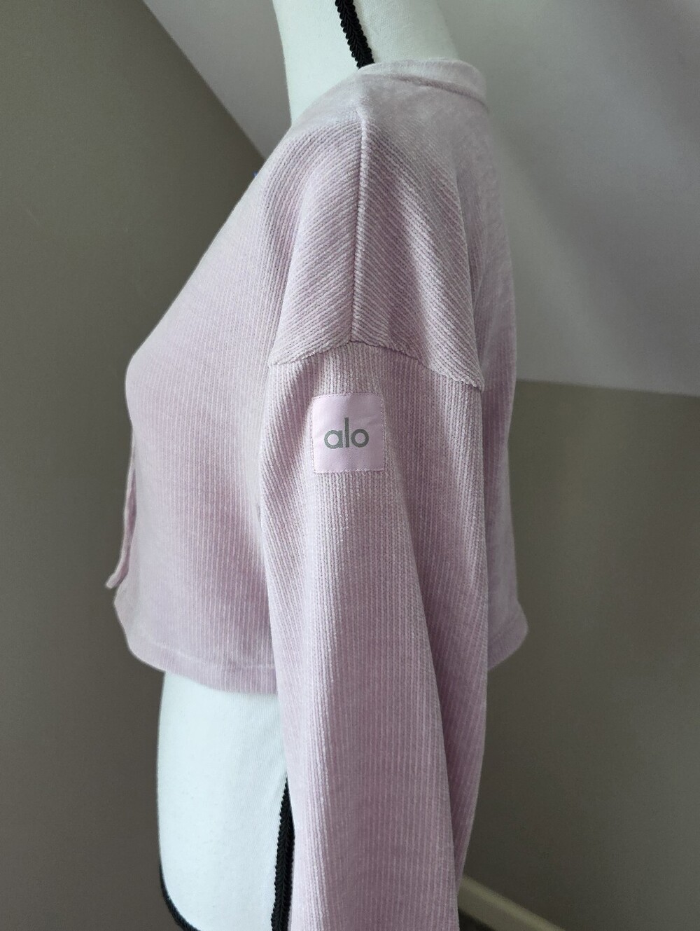 Alo Yoga Chenille Chalet Cardigan - Picture 2 of 3